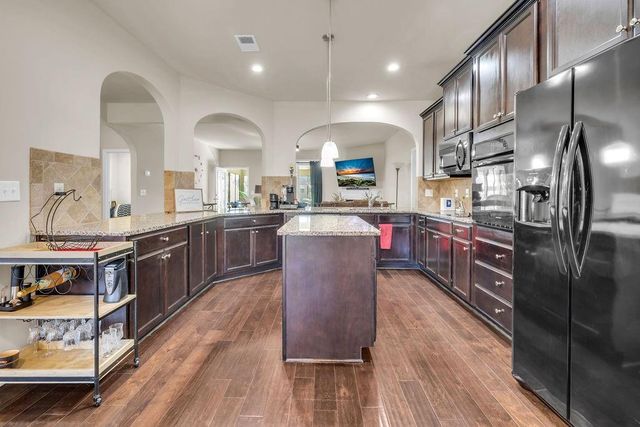 549 Harmony Way, Locust Grove, GA 30248