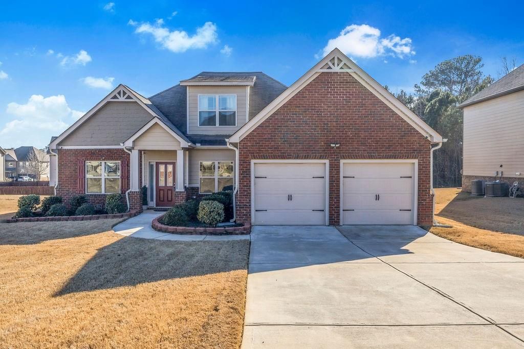 549 Harmony Way, Locust Grove, GA 30248