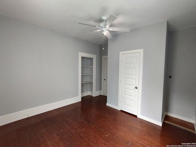 826 W Russell, San Antonio, TX 78212