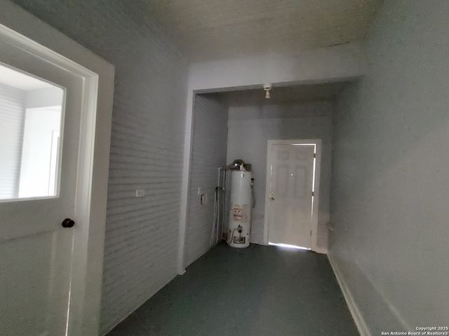 826 W Russell, San Antonio, TX 78212