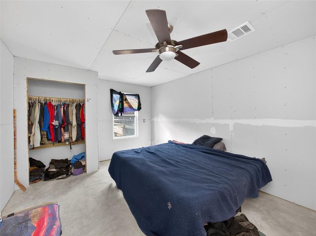 2705 Cory LN, Spicewood, TX 78669