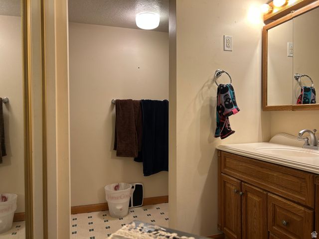 8101 S COTTONWOOD CIR, Sandy, UT 84094