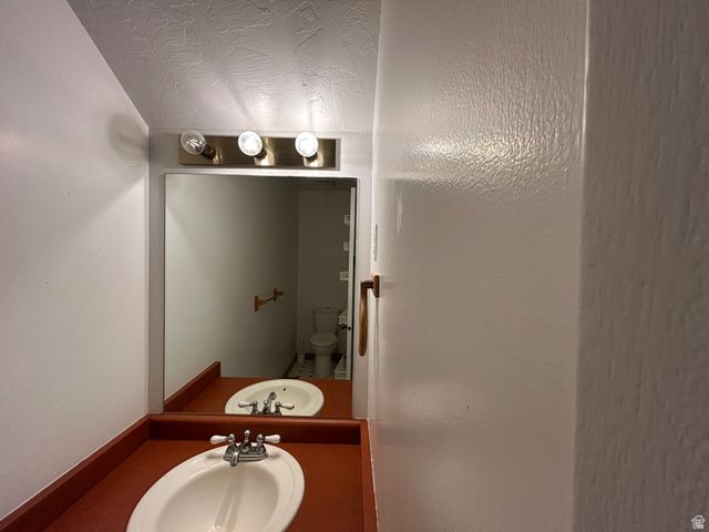 8101 S COTTONWOOD CIR, Sandy, UT 84094