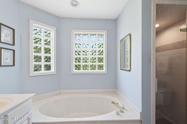 33 MONTEREY Street, Ponte Vedra Beach, FL 32082