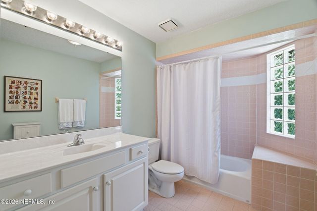 33 MONTEREY Street, Ponte Vedra Beach, FL 32082