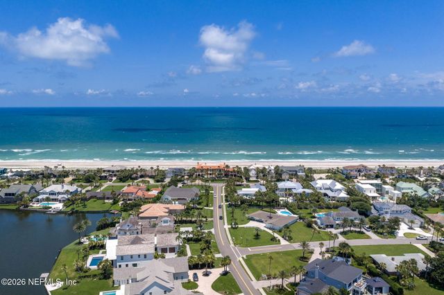 33 MONTEREY Street, Ponte Vedra Beach, FL 32082