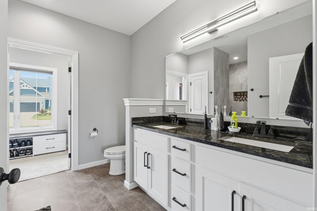 5306 Greyson Heights Drive, Auburn, IN 46706