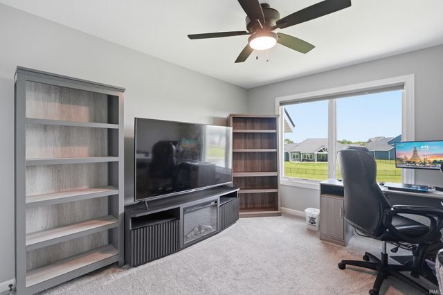 5306 Greyson Heights Drive, Auburn, IN 46706