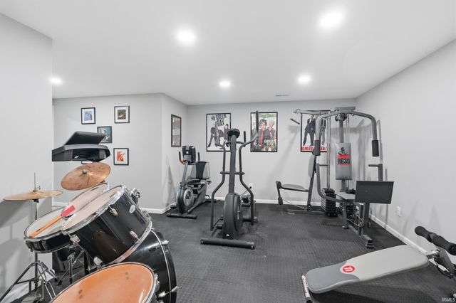 5306 Greyson Heights Drive, Auburn, IN 46706