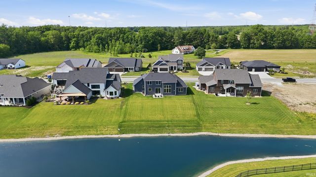 5306 Greyson Heights Drive, Auburn, IN 46706