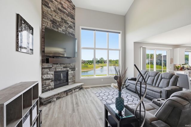5306 Greyson Heights Drive, Auburn, IN 46706