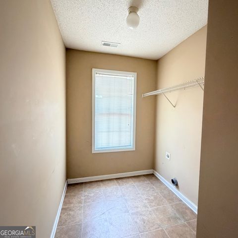 153 Greystone Circle, Hiram, GA 30141
