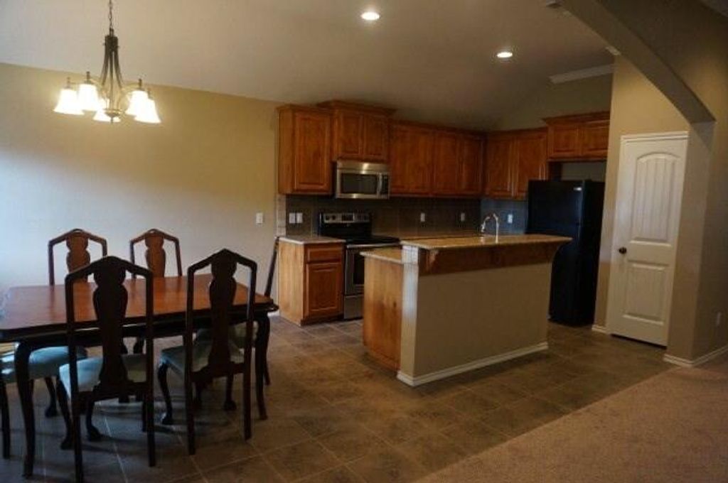 Image 2 of property listing at 3921 Caroline Lane, San Angelo, TX 76904