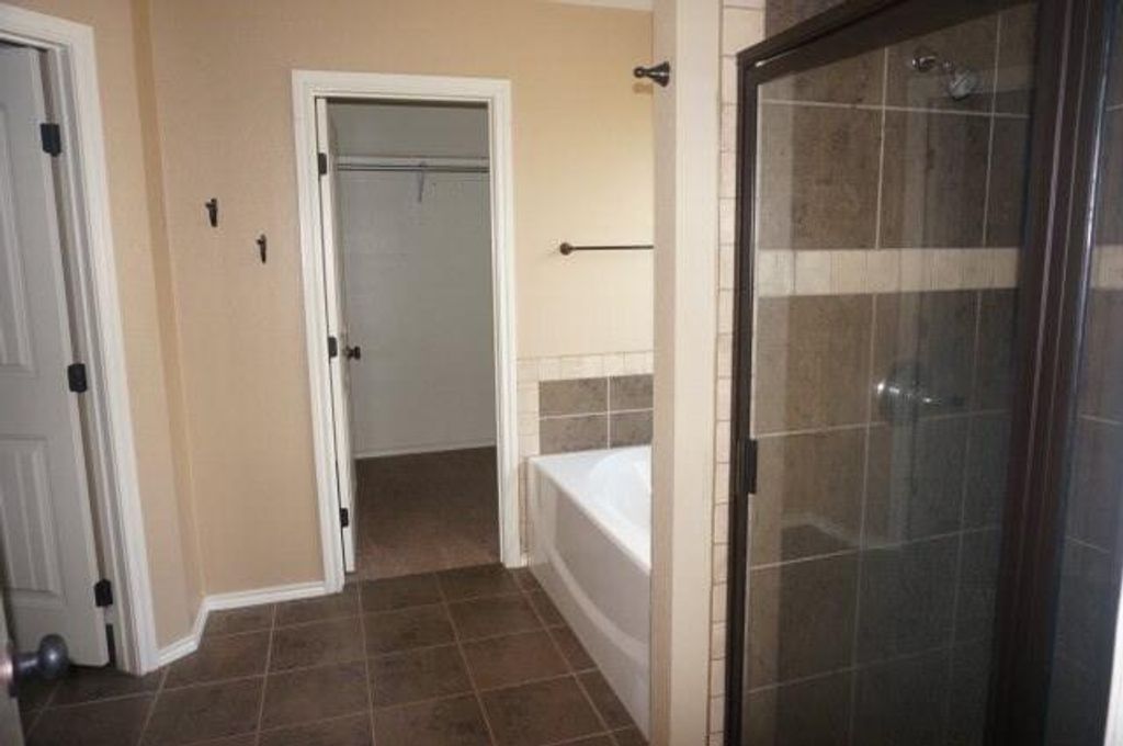 Image 5 of property listing at 3921 Caroline Lane, San Angelo, TX 76904