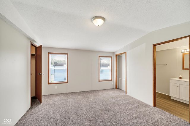 143 Echo Lake E Drive, Mooresville, IN 46158