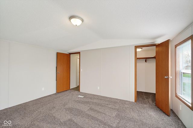 143 Echo Lake E Drive, Mooresville, IN 46158