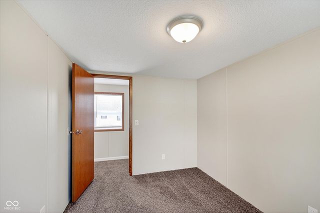 143 Echo Lake E Drive, Mooresville, IN 46158