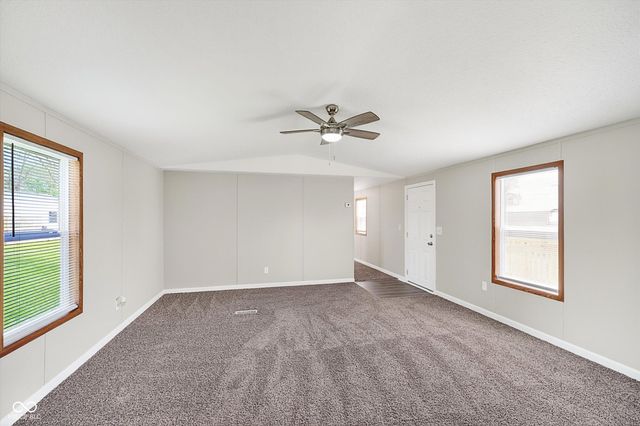143 Echo Lake E Drive, Mooresville, IN 46158
