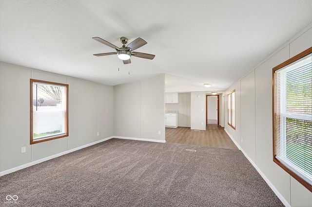 143 Echo Lake E Drive, Mooresville, IN 46158