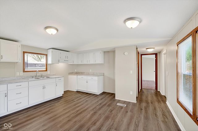 143 Echo Lake E Drive, Mooresville, IN 46158