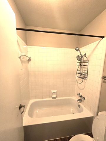 517 Via Sevilla, Mesquite, TX 75150