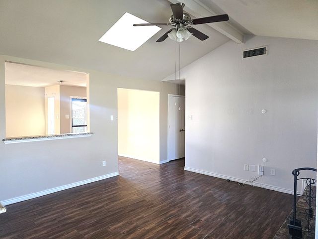 517 Via Sevilla, Mesquite, TX 75150