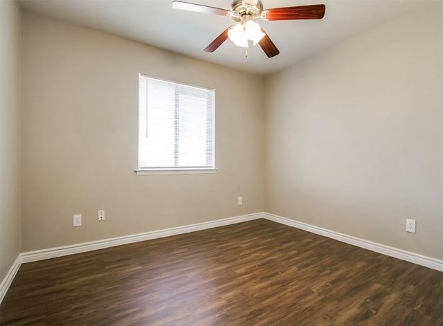 517 Via Sevilla, Mesquite, TX 75150