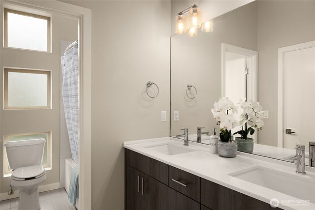 16329 Main View Lane NE, Duvall, WA 98019