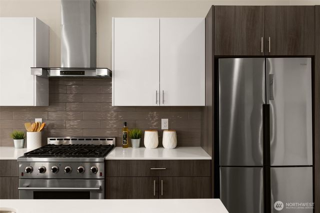 16329 Main View Lane NE, Duvall, WA 98019