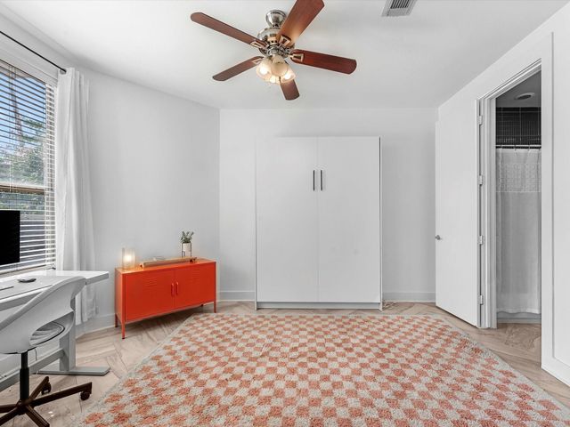 3421 Gillespie Street, Houston, TX 77020