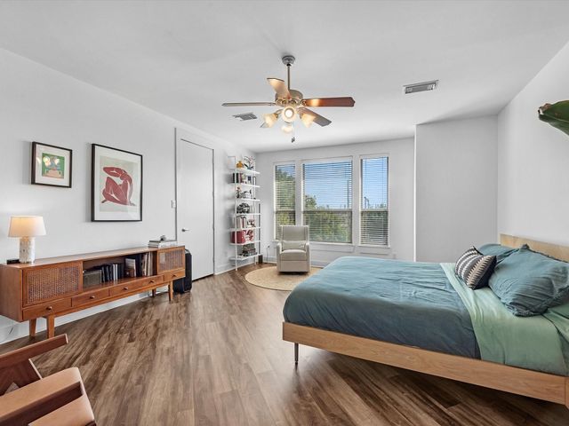 3421 Gillespie Street, Houston, TX 77020