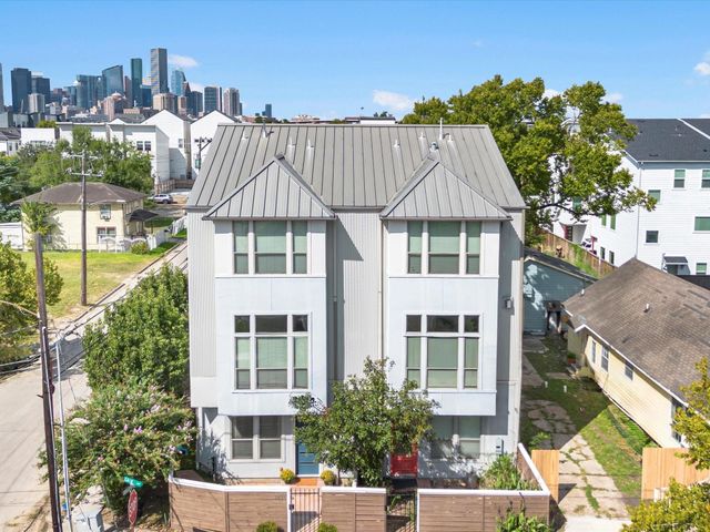 3421 Gillespie Street, Houston, TX 77020