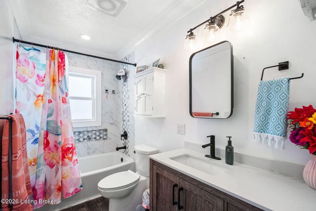 607 Christman Ln, Shepherdsville, KY 40165