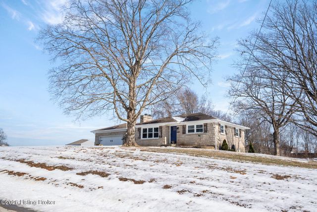 607 Christman Ln, Shepherdsville, KY 40165