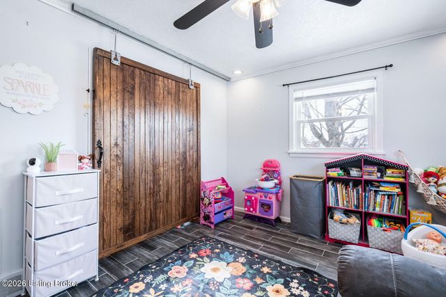 607 Christman Ln, Shepherdsville, KY 40165