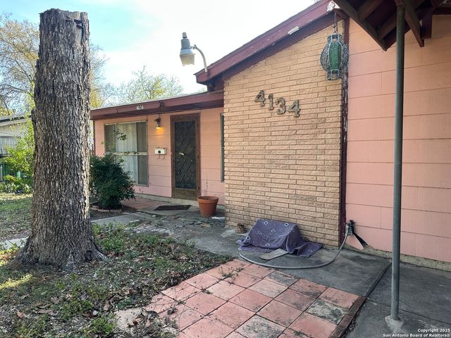 4134 King Krest, San Antonio, TX 78219