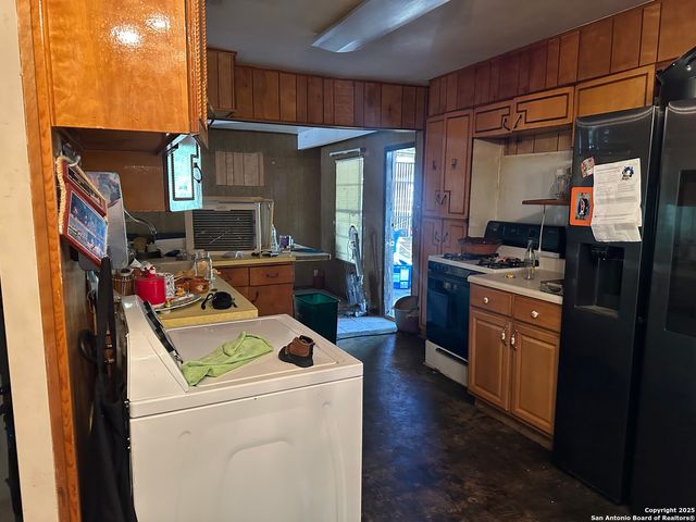 4134 King Krest, San Antonio, TX 78219