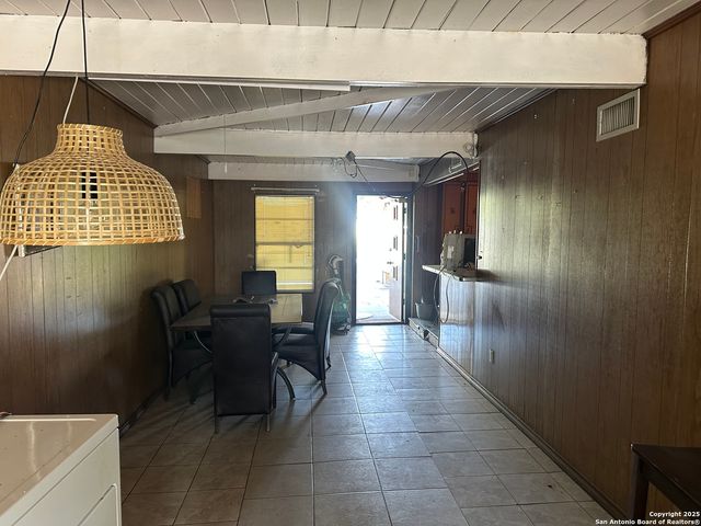 4134 King Krest, San Antonio, TX 78219