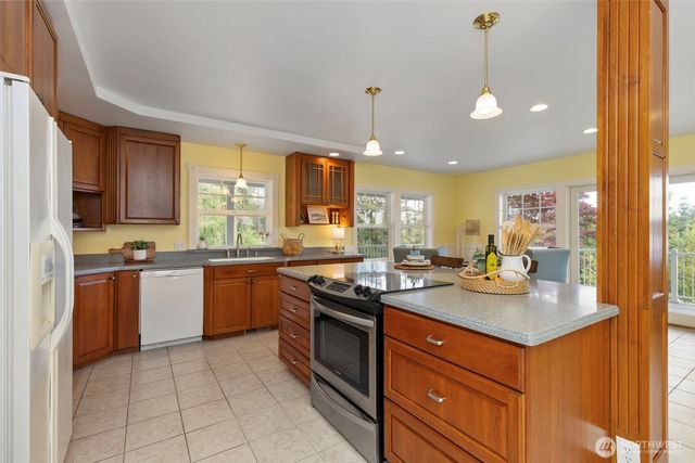 17164 Lemolo Shore Drive NE, Poulsbo, WA 98370