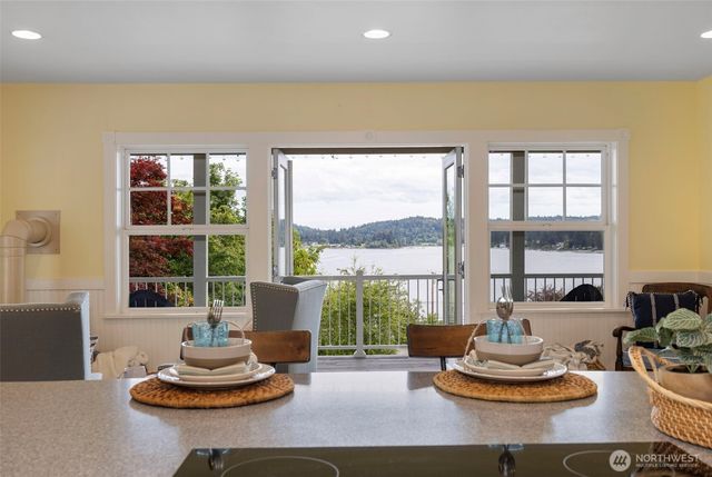 17164 Lemolo Shore Drive NE, Poulsbo, WA 98370