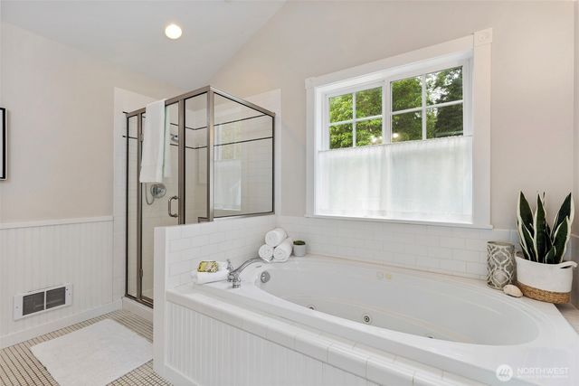 17164 Lemolo Shore Drive NE, Poulsbo, WA 98370