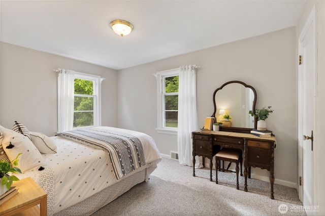 17164 Lemolo Shore Drive NE, Poulsbo, WA 98370