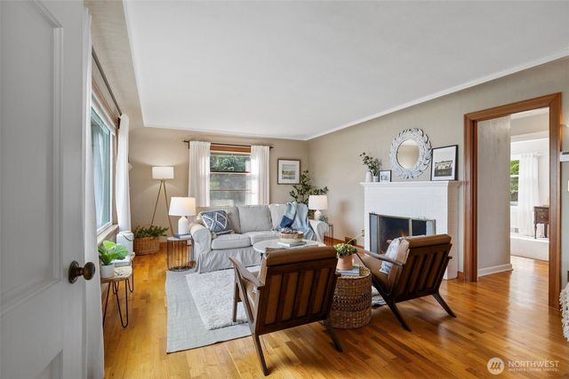 17164 Lemolo Shore Drive NE, Poulsbo, WA 98370