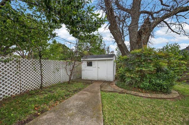 2907 Glasgow Drive, Arlington, TX 76015