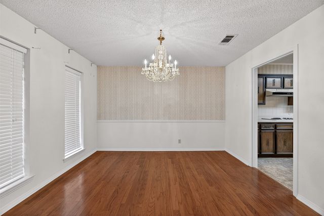 2907 Glasgow Drive, Arlington, TX 76015