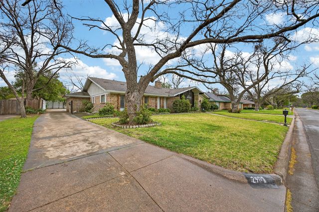 2907 Glasgow Drive, Arlington, TX 76015