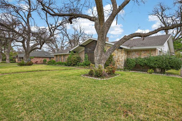 2907 Glasgow Drive, Arlington, TX 76015