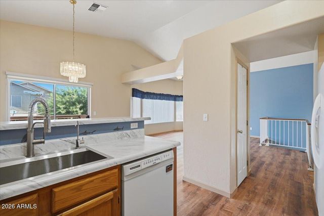 5072 W FAIRVIEW Street, Chandler, AZ 85226