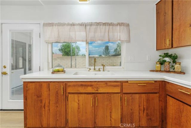 1065 Bascomb, Riverside, CA 92507