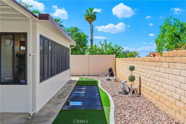 1065 Bascomb, Riverside, CA 92507